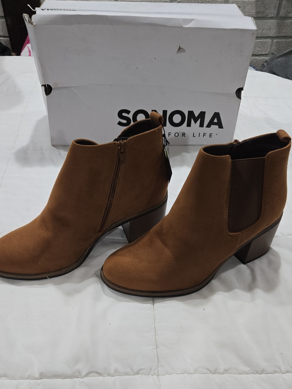 Sonoma Brown Suede Block Heel Ankle Booties Size 11 Wide